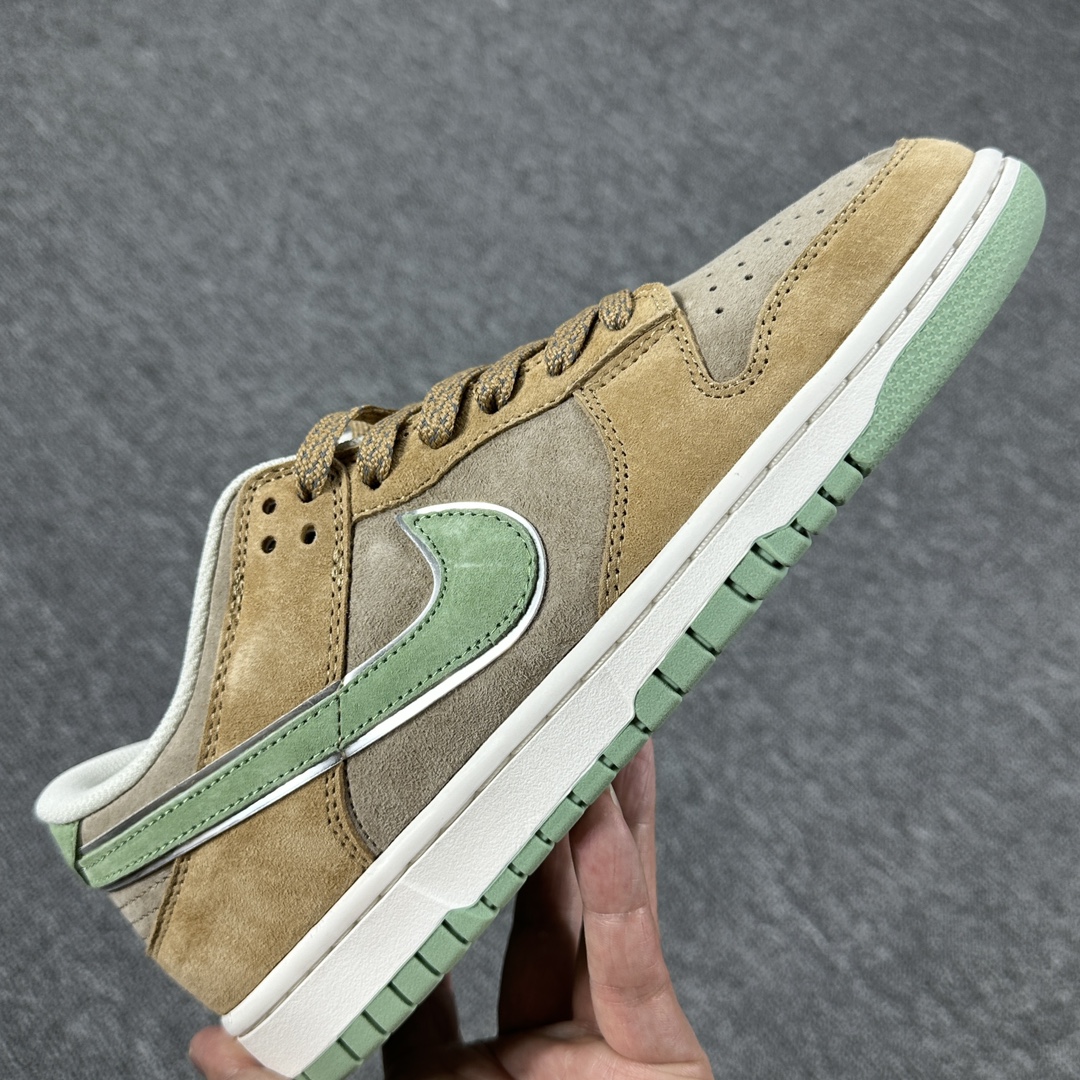 Nike Dunk SB Low green