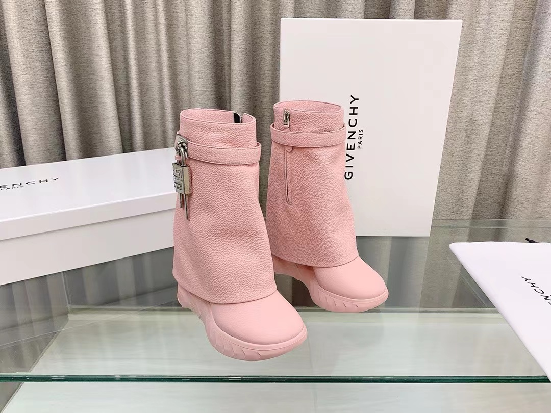 GIVENCHY Shark Lock leather ankle boots