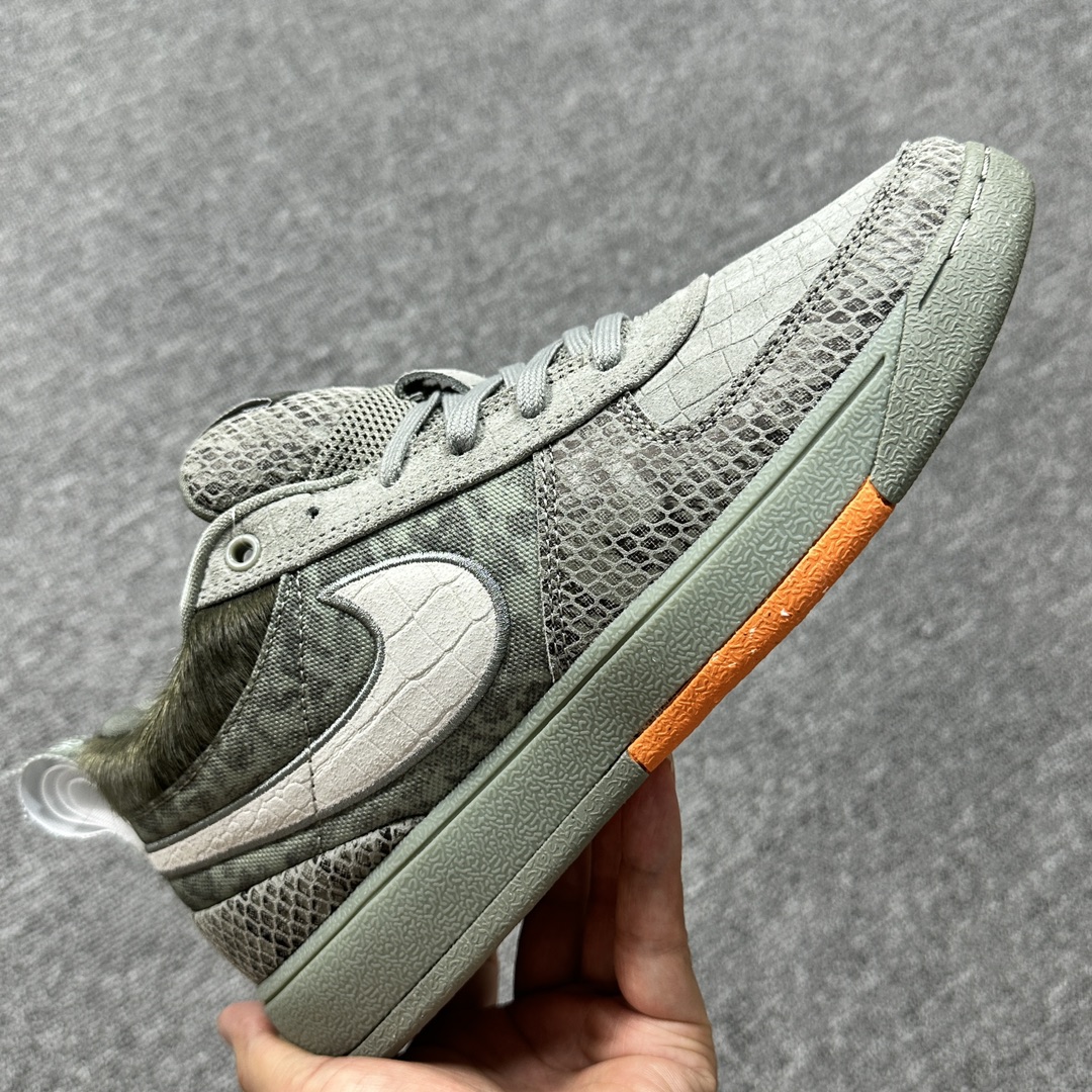 Nike Book 1 Premium Hike