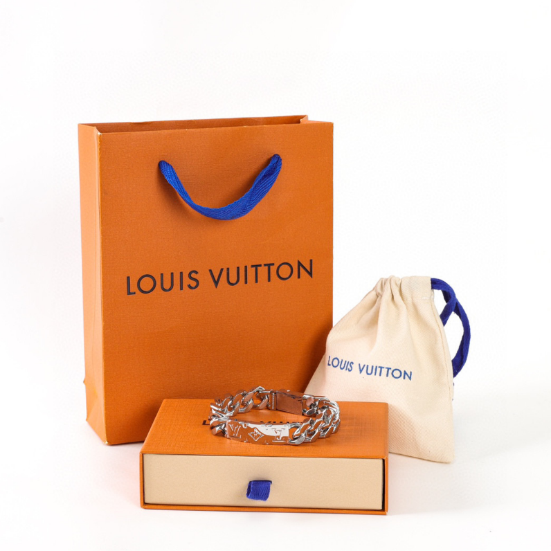 L0vis Vvtt0n Bracelet