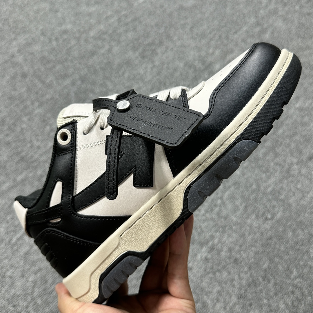 OFF-WHITE Out Of Office