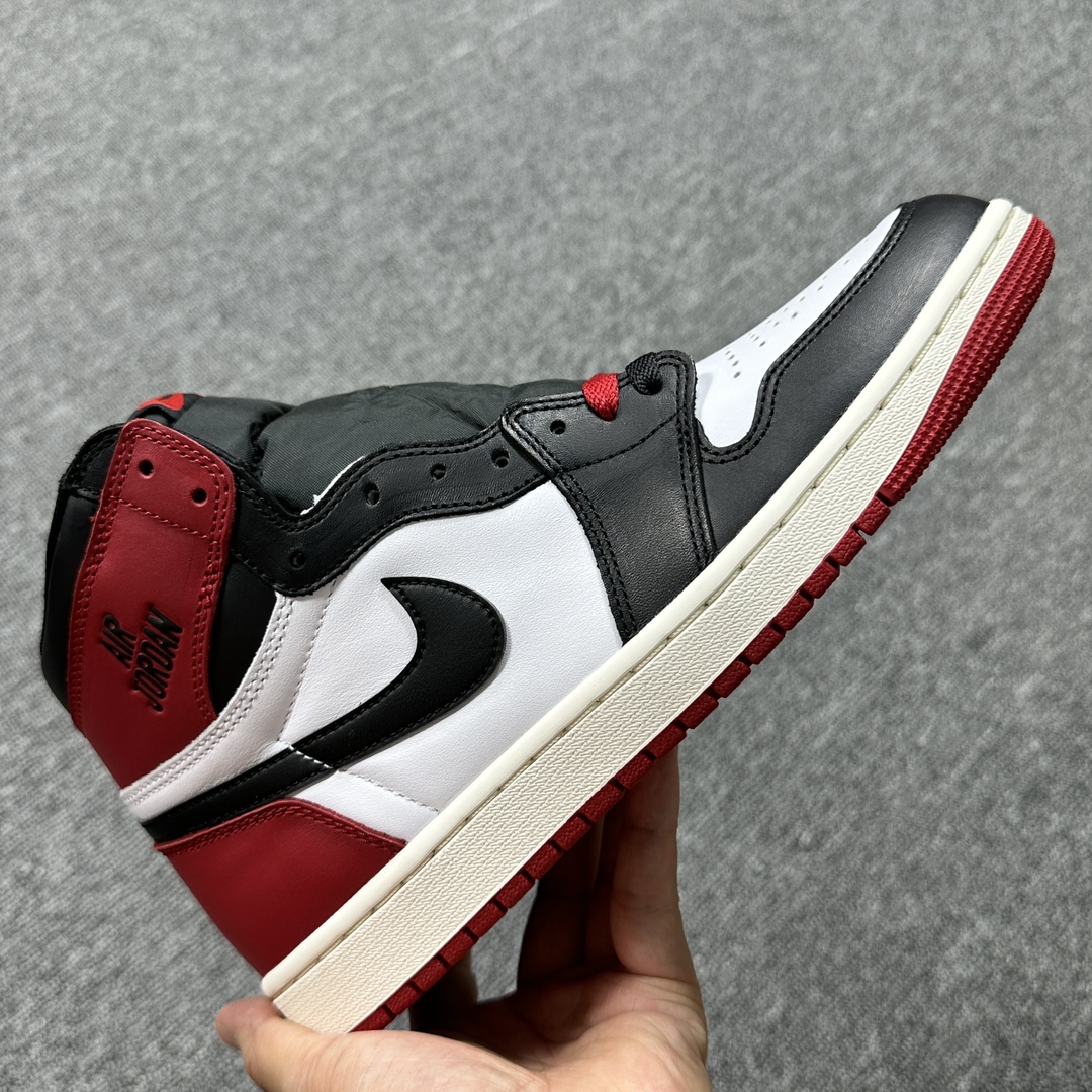 Air Jordan 1 High OG 