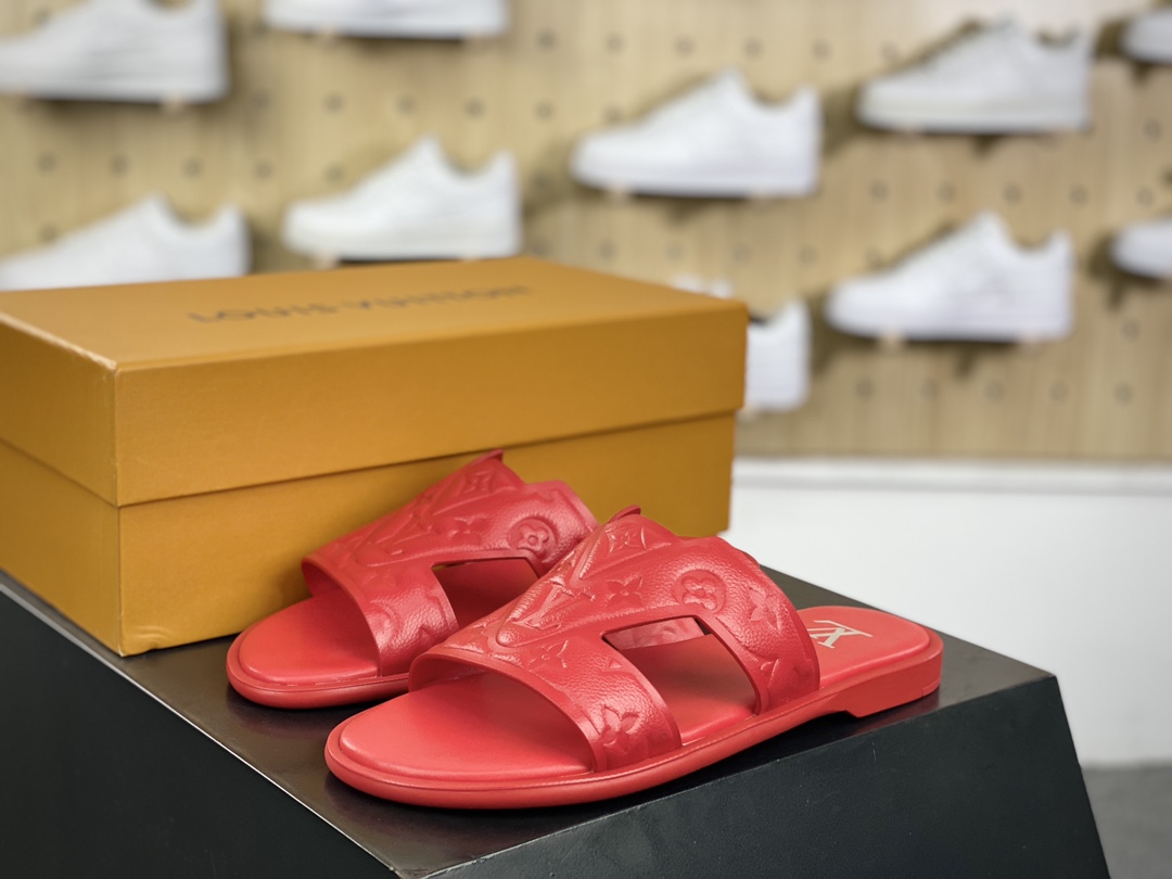 L0vis Vvtt0n slippers