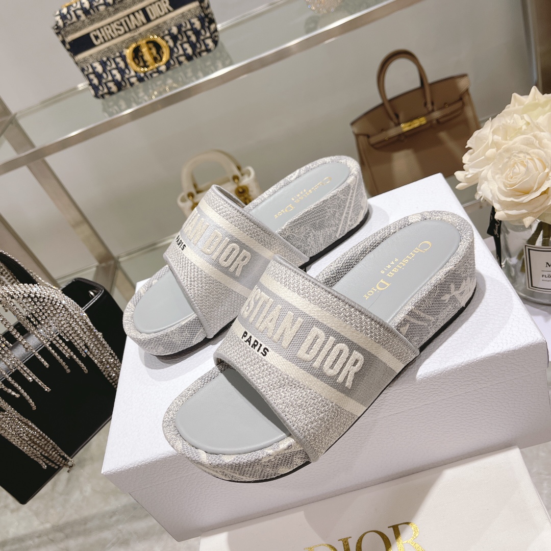 Chr1st1an D10r  Oblique D-Way Platform Sandal 37 Grey Stone