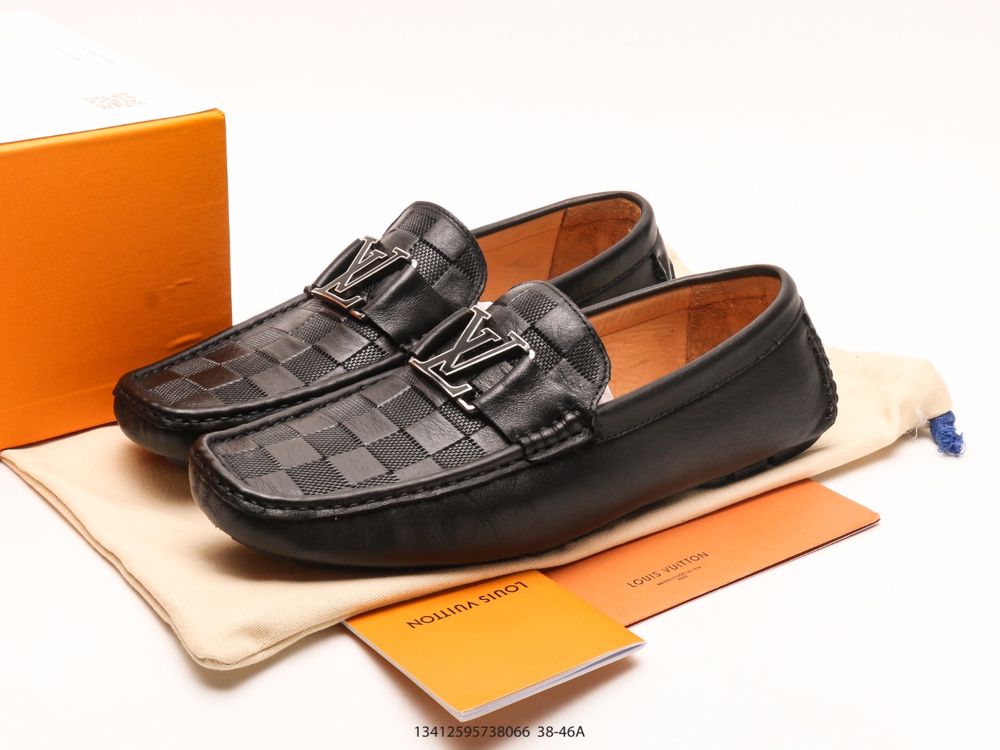 L0vis Vvtt0n Loafers