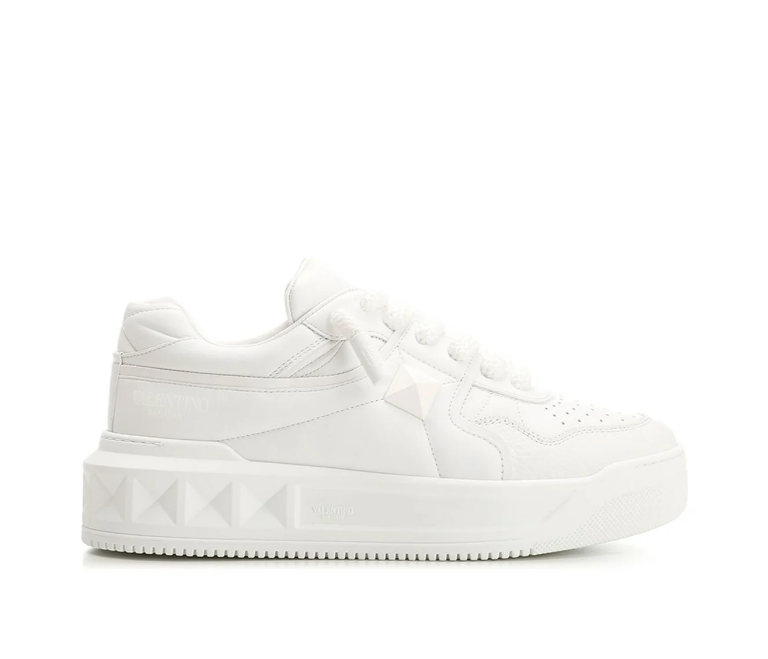 Va1e*ntin0 Garavani One Stud Low-Top Sneakers