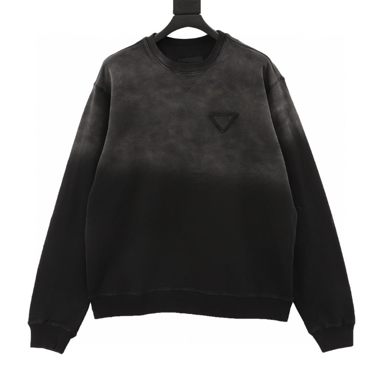 Pra*a sweatshirt 2024