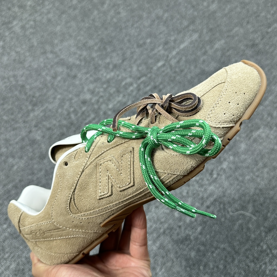 New Balance 530 SL Miu Miu Ecru