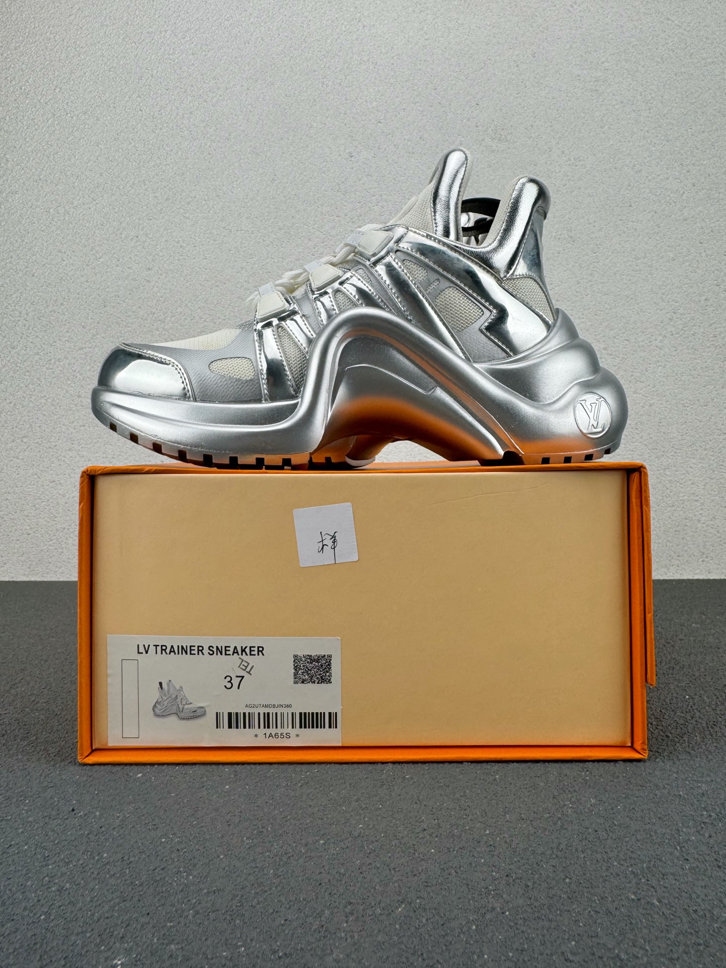 L0vis Vvtt0n Archlight Sneakers  2025