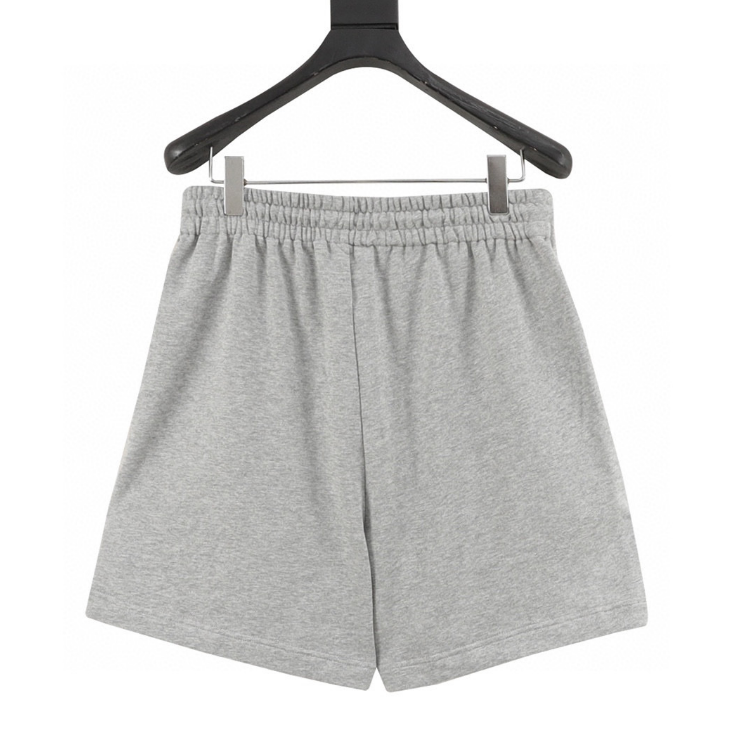 Bv*b*rry Shorts 2025