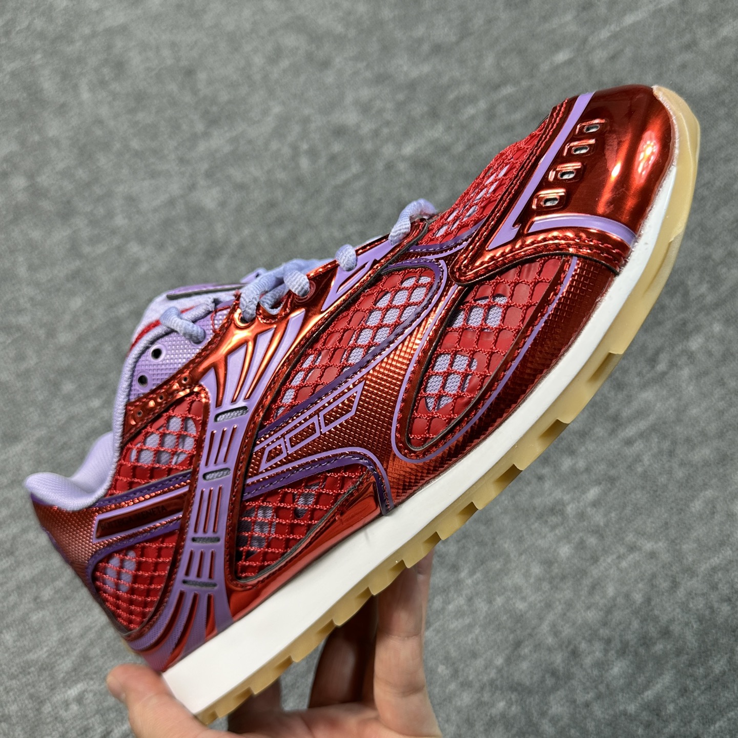 B0tt*ga Ven*ta Orbit Lace-up Round Toe Low-top