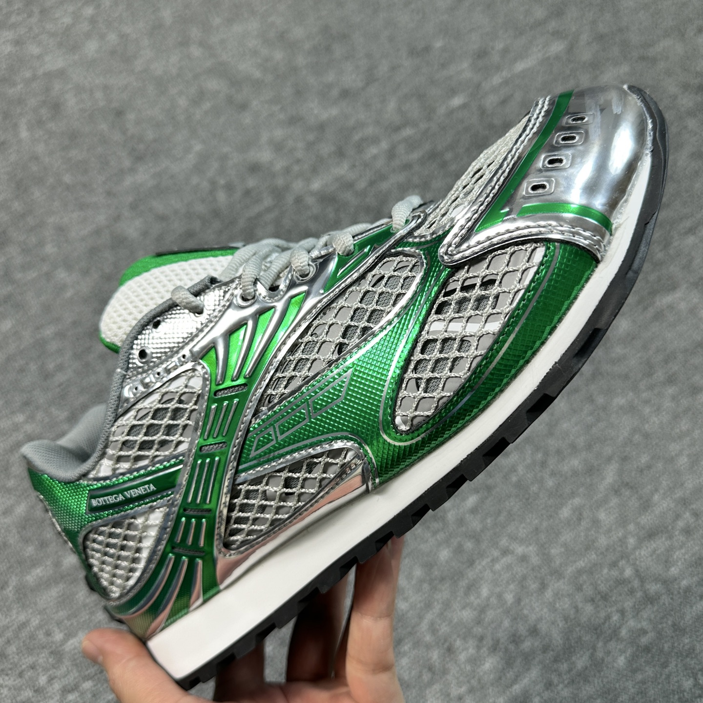 B0tt*ga Ven*ta Orbit Lace-up Round Toe Low-top