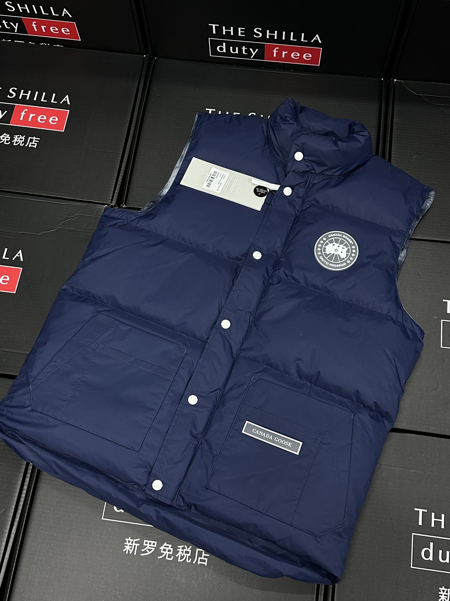 Can*a G00se Down Vest