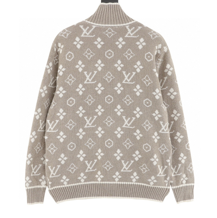 L0vis Vvtt0n Sweater 2025