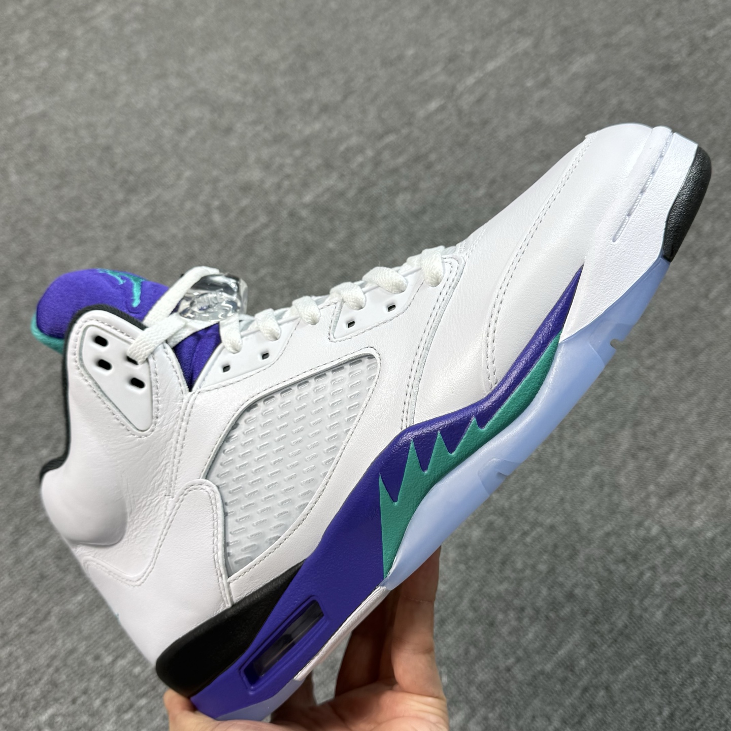 Jordan 5 Retro Grape