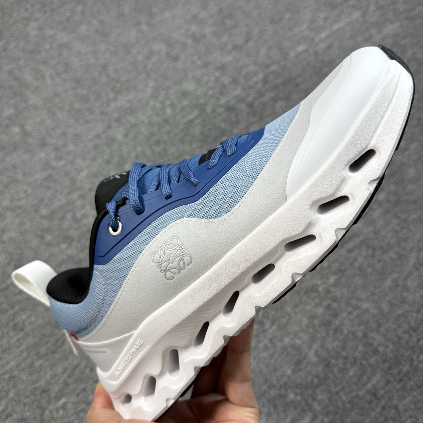 L0ew* X On Sneakers Cloudtilt 2.0