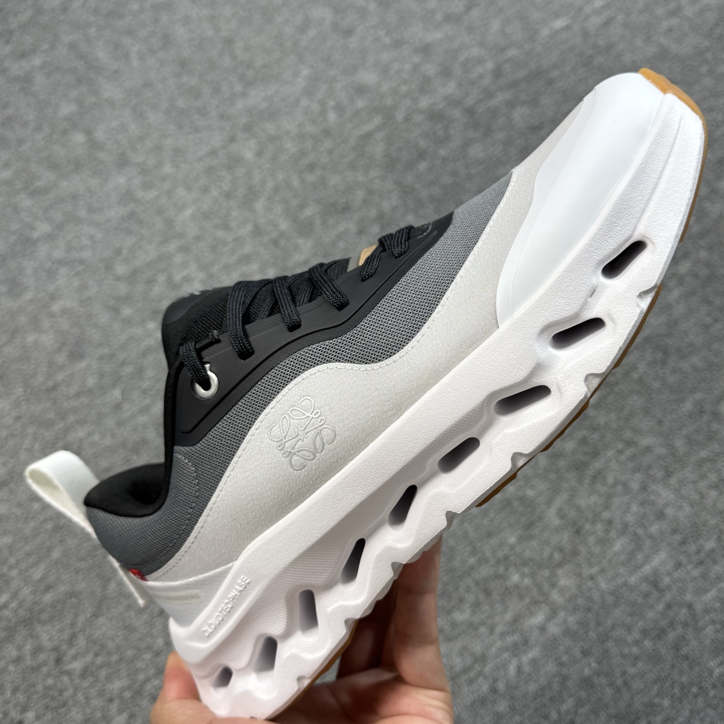 L0ew* X On Sneakers Cloudtilt 2.0