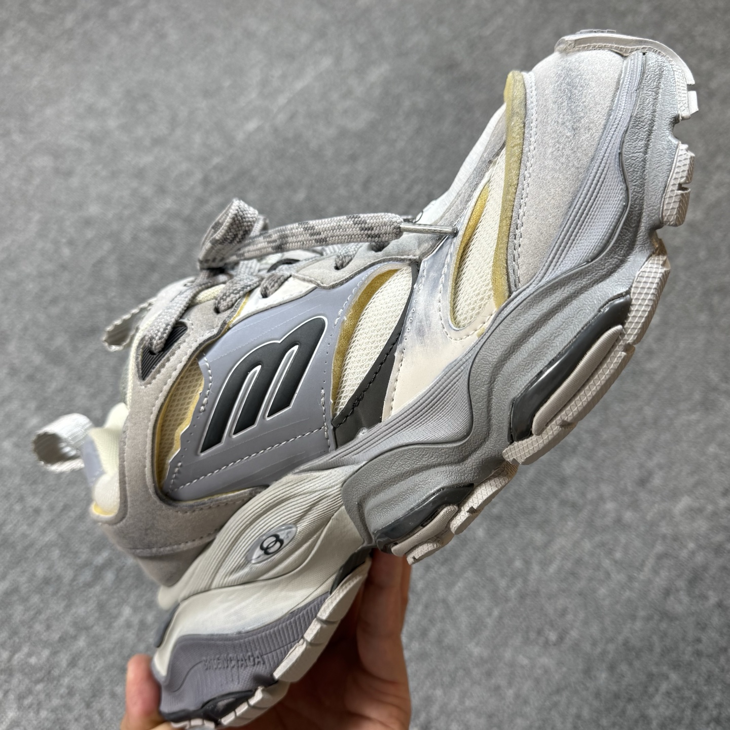 Ba1en*iaga Cargo Grey