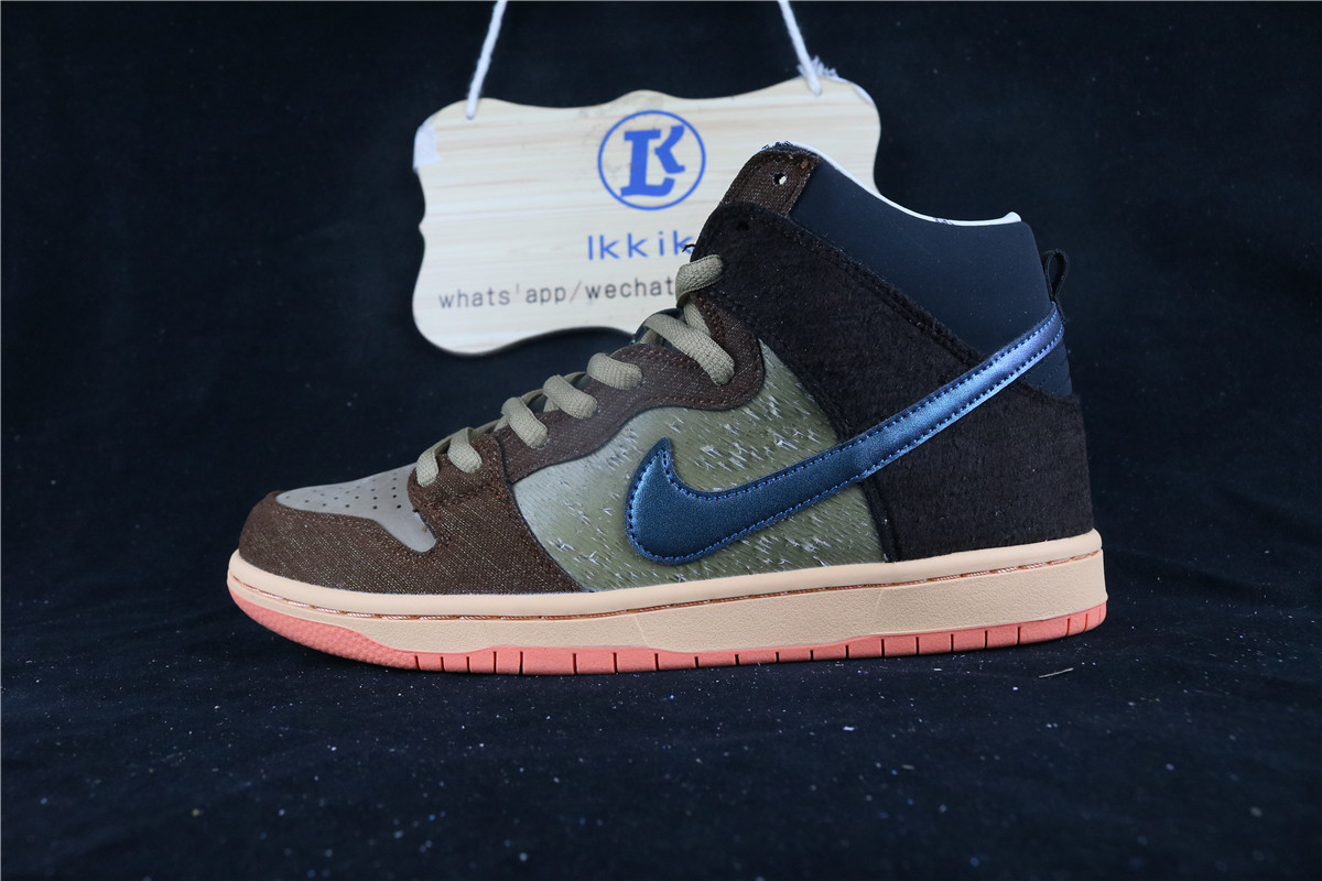 Nike Dunk SB Captures Eternal Camaraderie