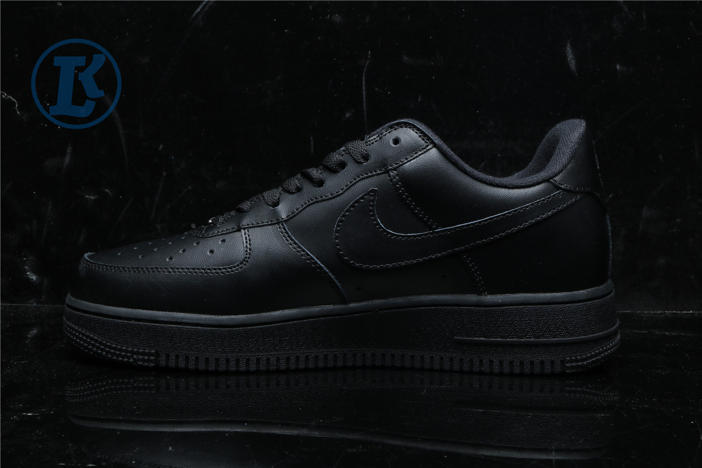Svp*me X NIKE AIR FORCE 1 LOW
