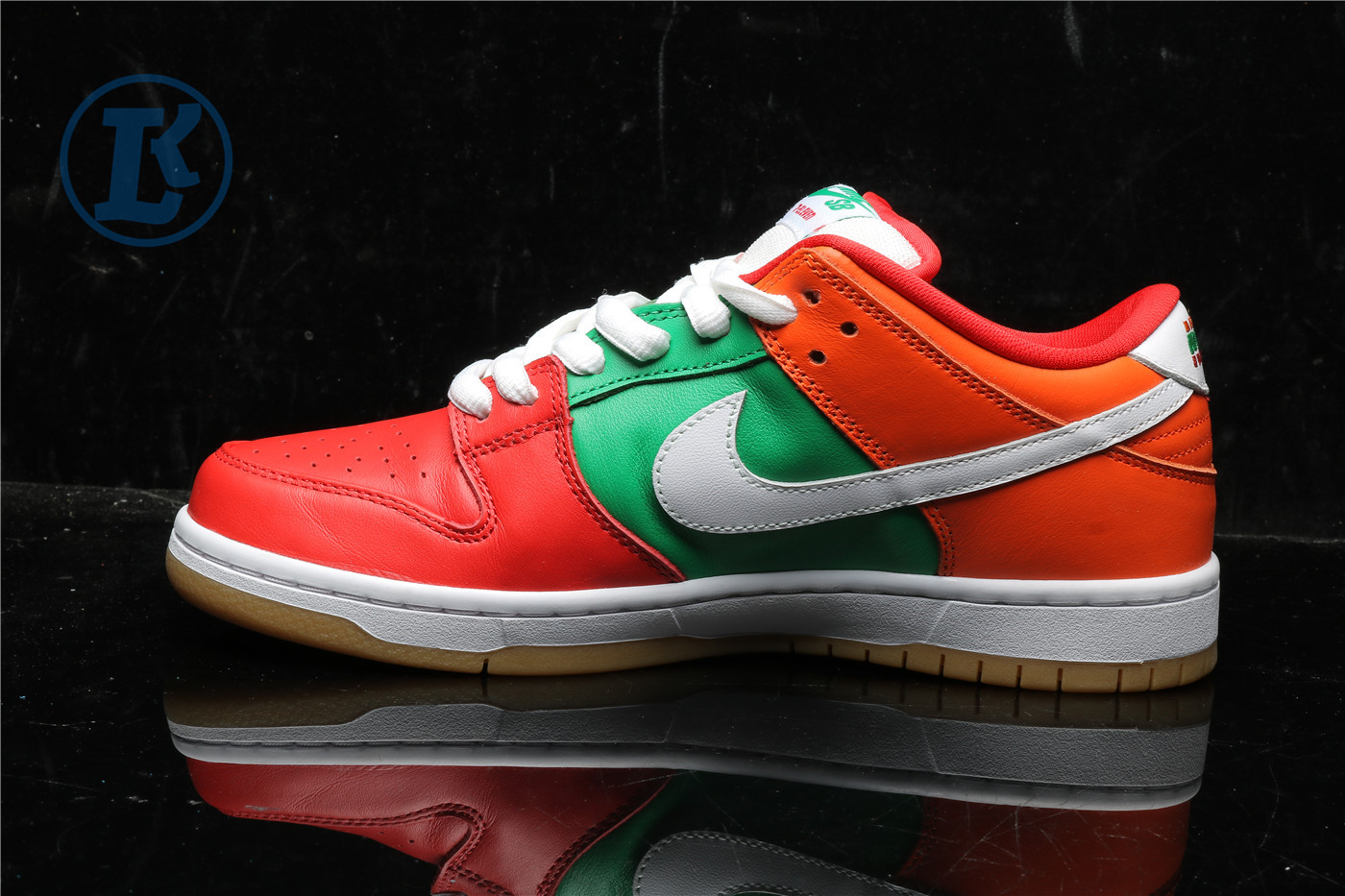 Nike SB Dunk Low 7-Eleven
